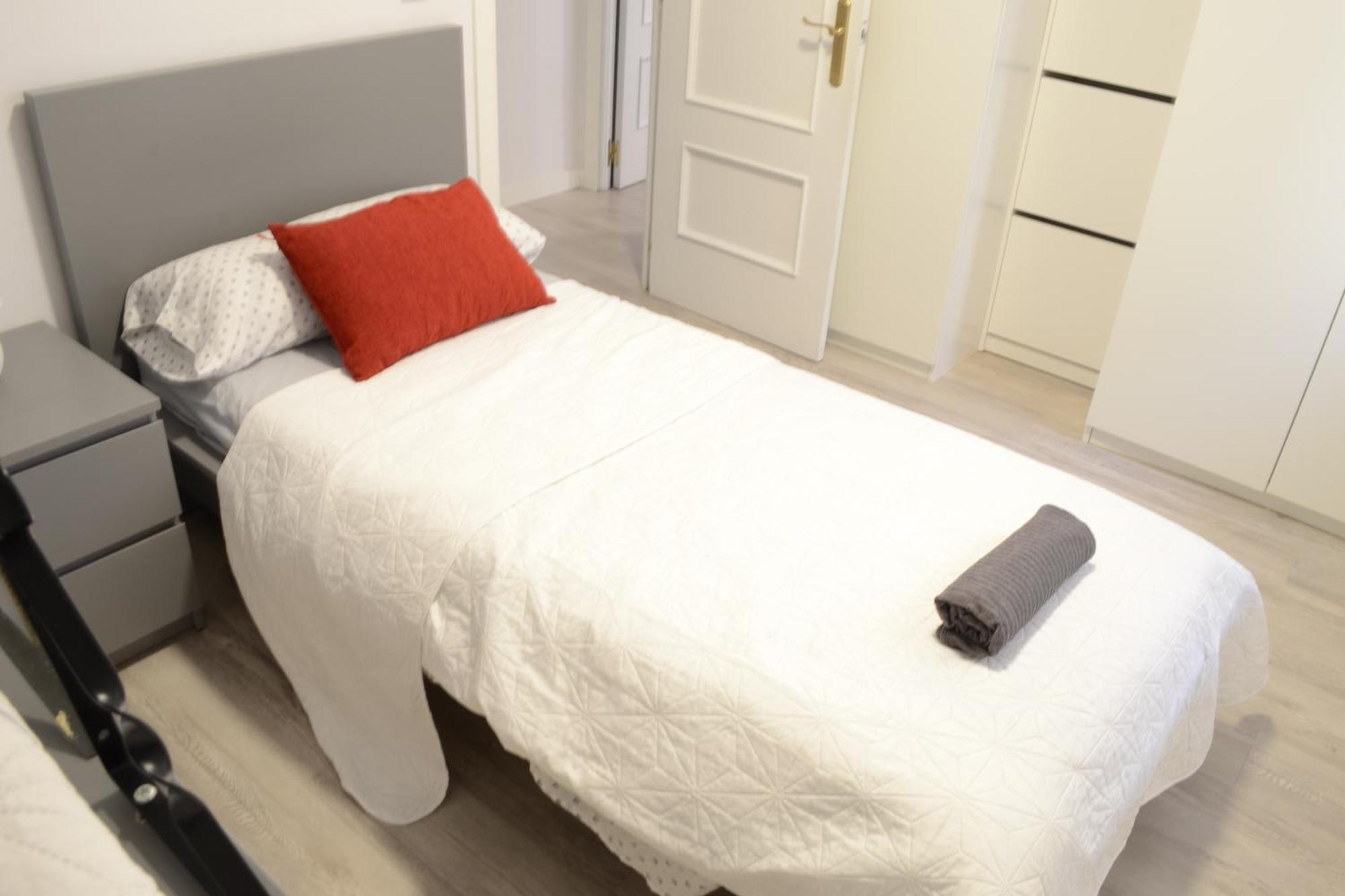 Bonito Apartamento Madrid Rio Exterior foto